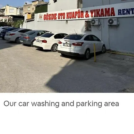 アパートホテル Tourist 2 *